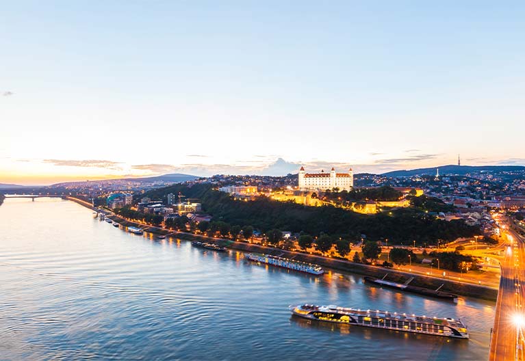 A family walking smiling traveling.